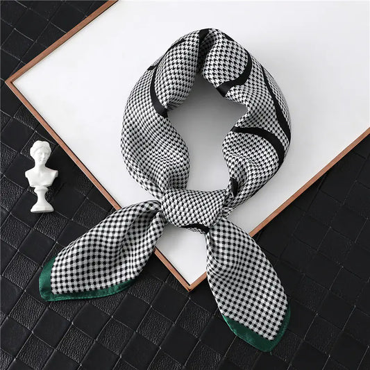 Classic Checkered Scarf - Fashionable Silk Square Scarf